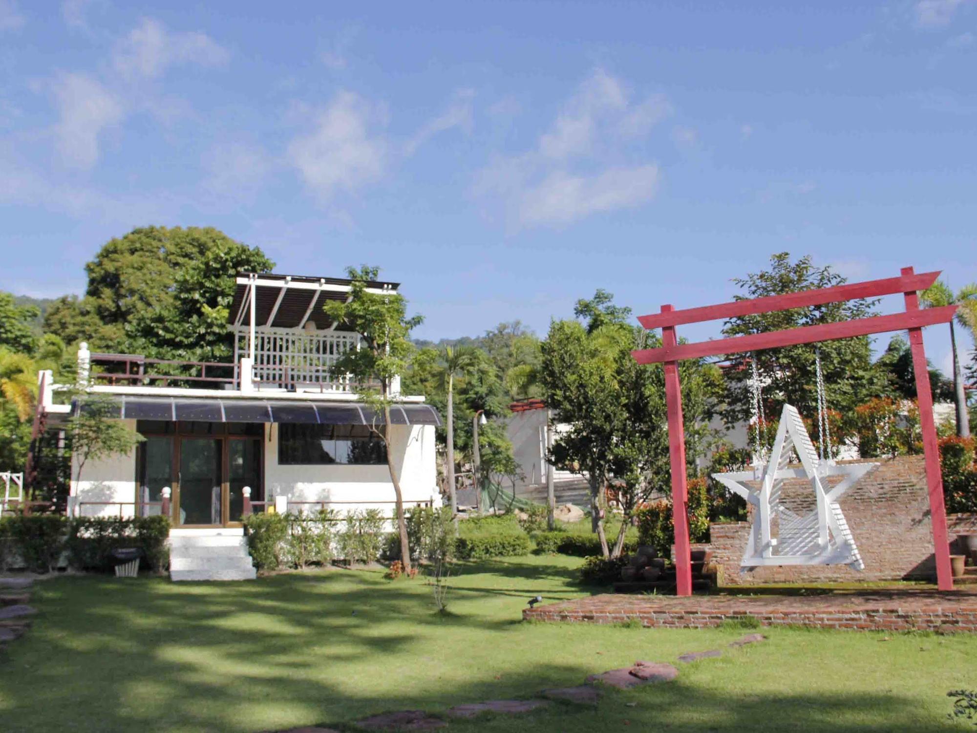 The Banyan Leaf Resort Suan Phueng Exterior foto